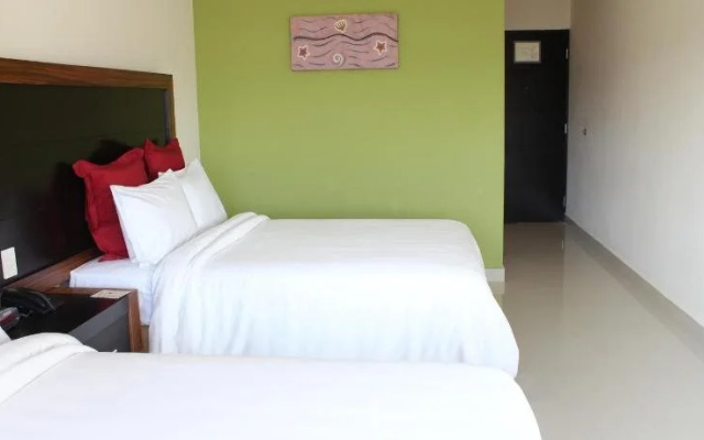 El Palmar Inn Hotel