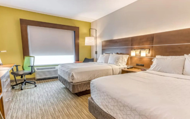 Holiday Inn Express & Suites Rantoul by IHG