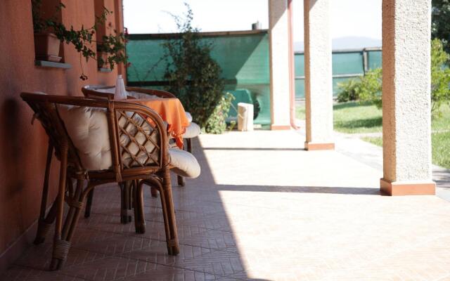 Отель Agriturismo Cuccuru Aiò Ористано вид на фасад
