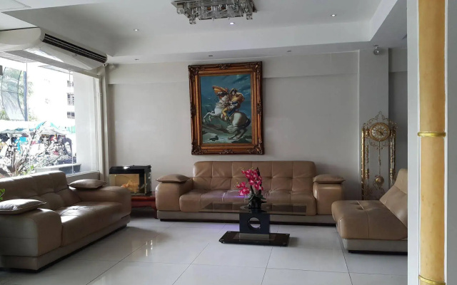 Privi Suites