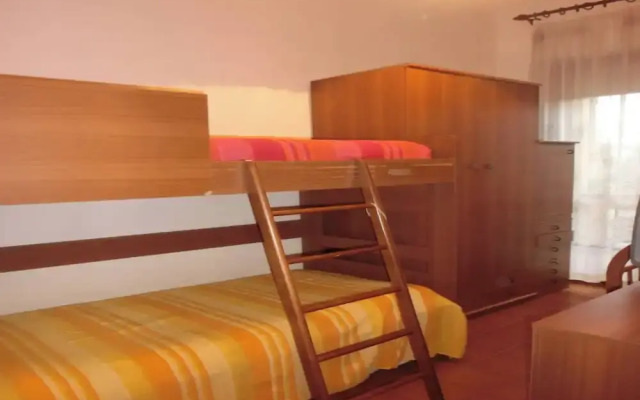 Comfortable Flat Near the sea With Garden