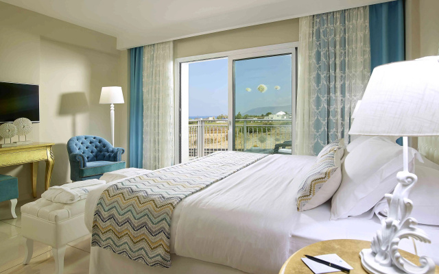 Anemos Luxury Grand Resort