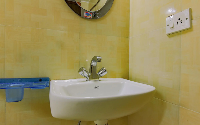 FabHotel Sharma Inn