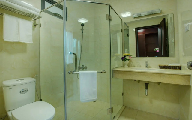 TQT Hotel