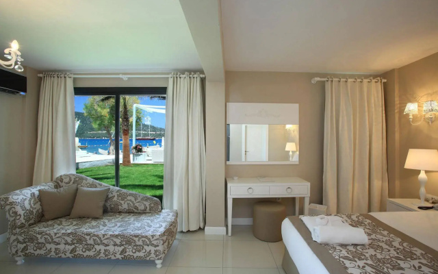 Grand Yazici Torba Beach