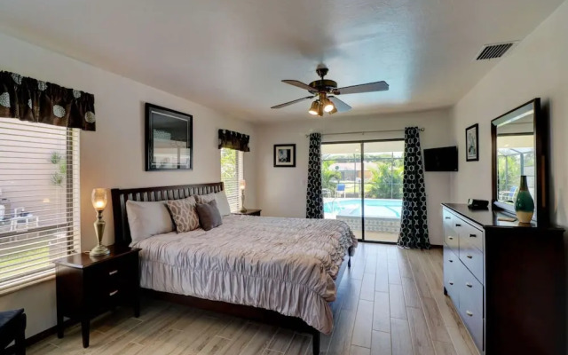 1530 SW 49th Ter