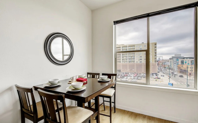 3BR Downtown Loft Financial District