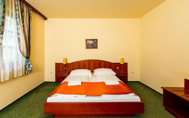 Gastland M0 Hotel & Conference Center