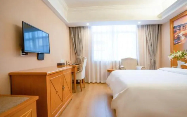 Vienna International Hotel