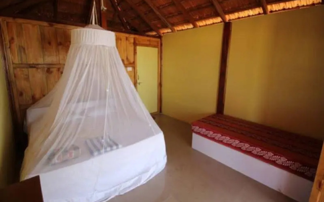 Om Sai Beach Huts