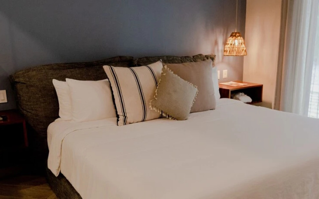 2 Bedroom Luxury Suite 201