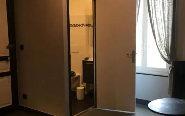 L entrepote