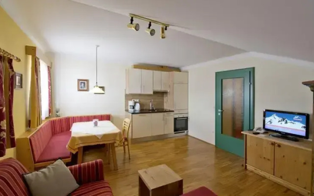 Apparthotel Bernhof