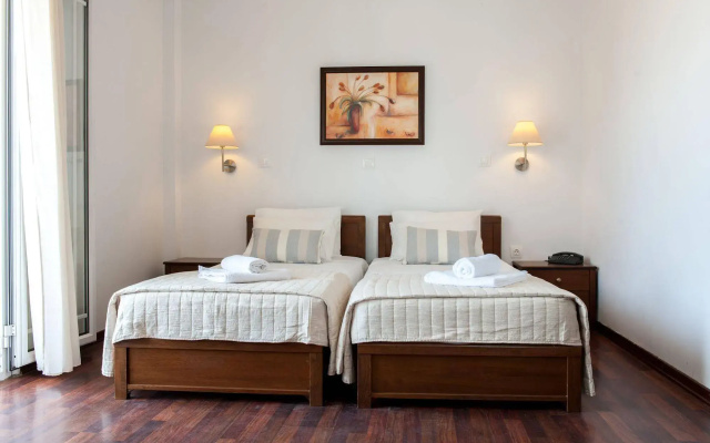 Golden Beach Agiocampos Hotel