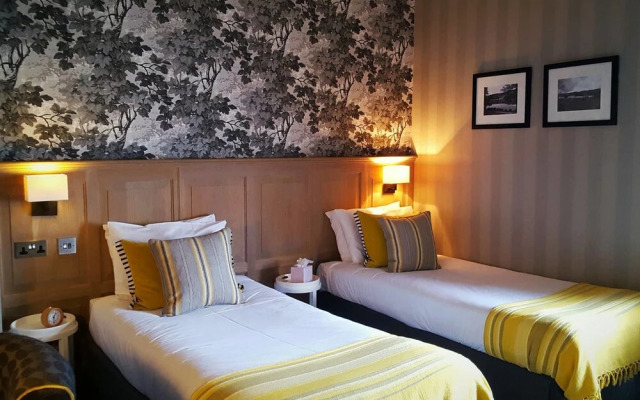 Queens Head Inn & Restaurant