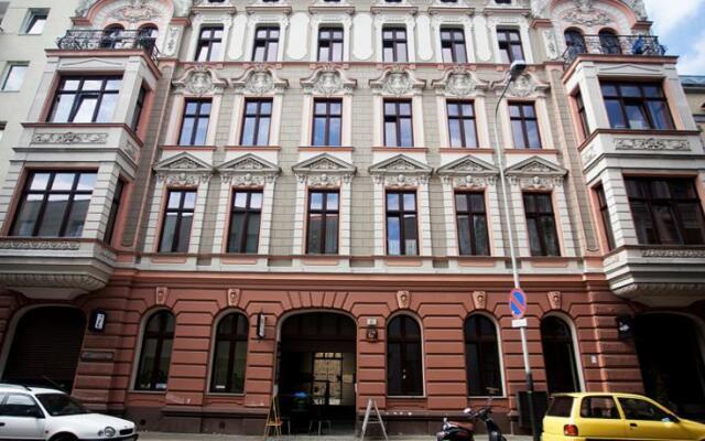 Отель Hostel Flamingo Польша, Лодзь - - забронировать отель Hostel Flamingo, цены и фото номеров вид на фасад