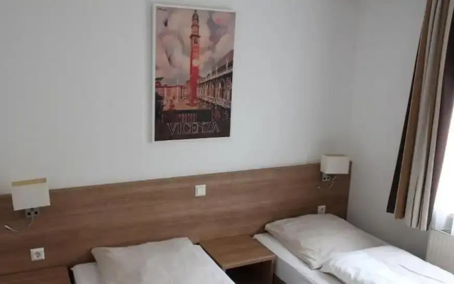 Pension Mavi