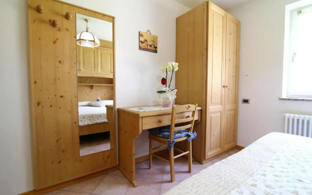 Paradise Apartments