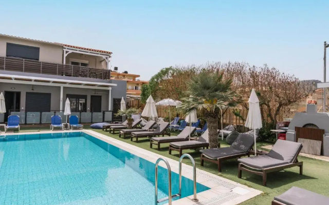 Havana 5 studio Sea and Pool