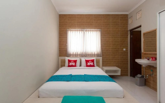 The Vie Residence by ZEN Rooms
