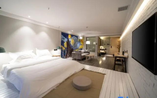 Yuguang Art Hotel