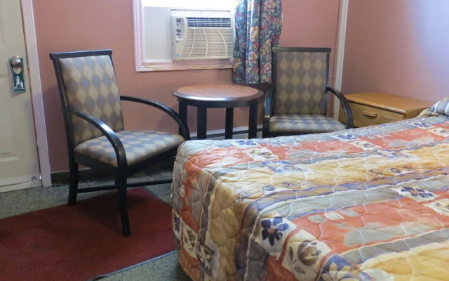 Kings Inn - Orillia