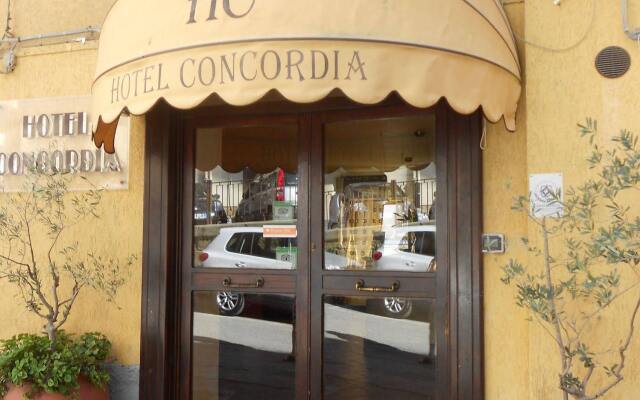 Отель Concordia Италия, Агридженто - отзывы, цены и фото номеров - забронировать отель Concordia онлайн вид на фасад