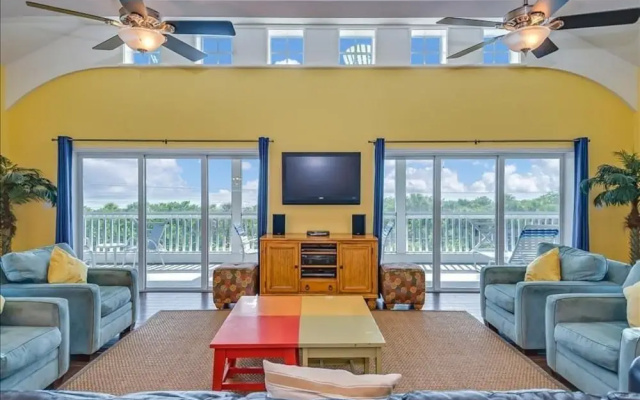 200 Seabreeze Ct - 5Br Home
