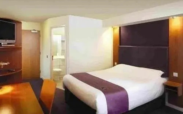 The Tudor Court Hotel