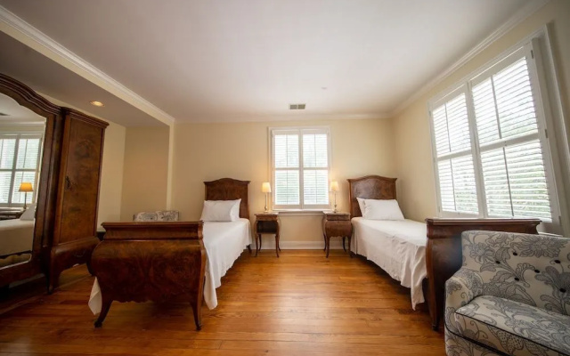 The Edenton Collection-The Granville Queen Inn