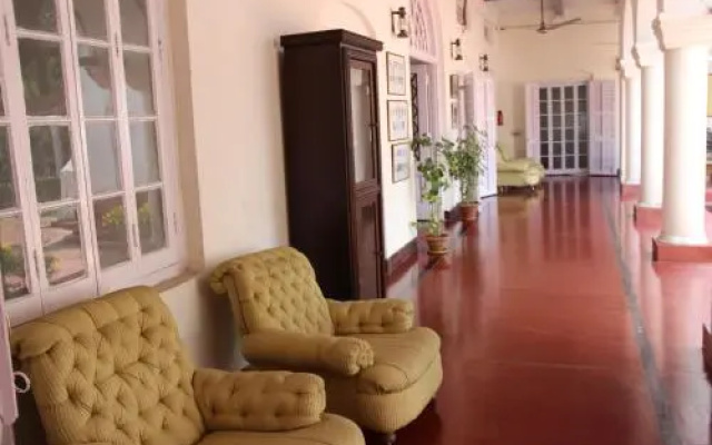 Thengal Manor