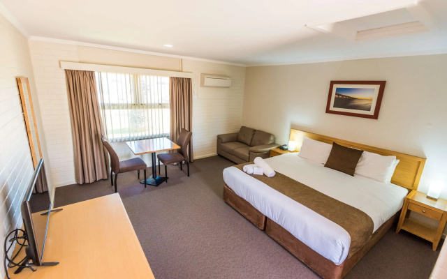 Hospitality Carnarvon, SureStay Collection by Best Western