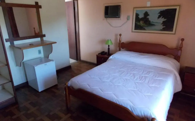 Hotel Colonial