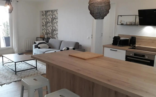 T2 Standing Vue Mer (Adults Only)
