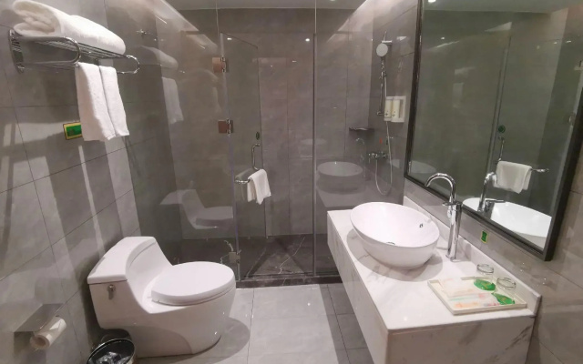 Vienna International Hotel (Loudi Stadium)