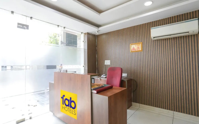 FabHotel Star Corporate Suite I