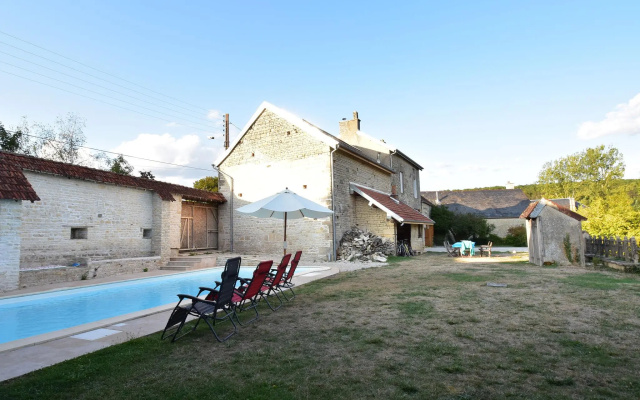Villa With Spa & Pool