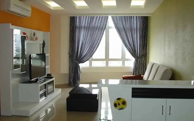 Duta Hotel & Residence