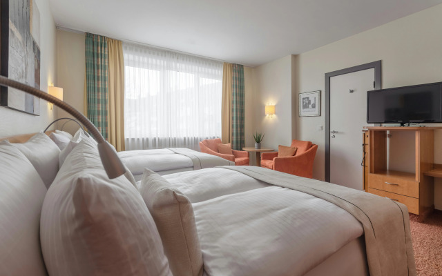 Garner Hotel Hamburg Wandsbek Marktplatz by IHG