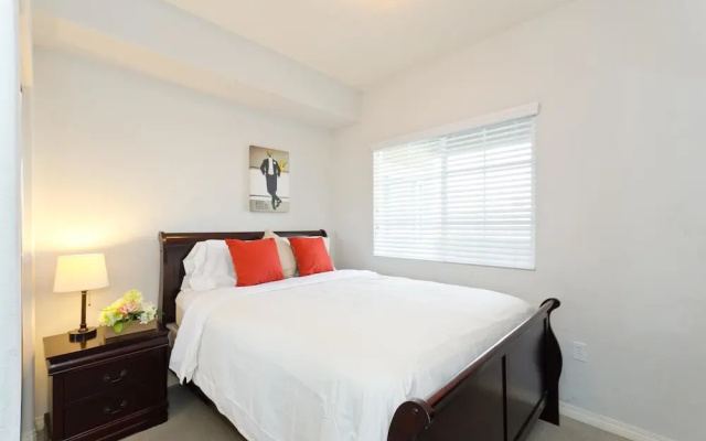 LA007 3 Bedroom Apartment By Senstay