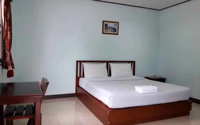 Fahproudfon Hotel