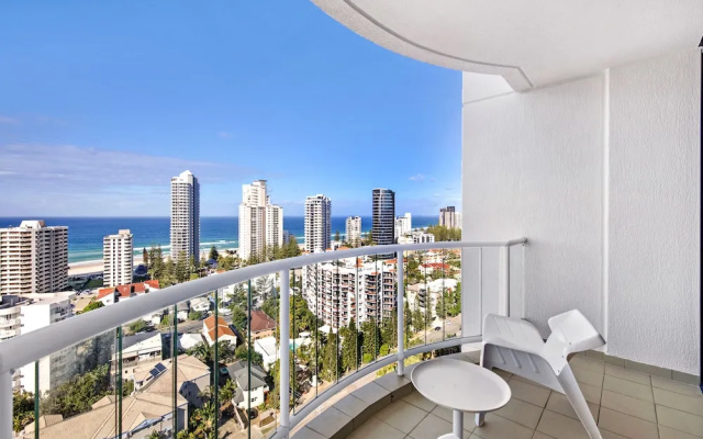 Gold Tower Private 16th Level Suite with Ocean Views