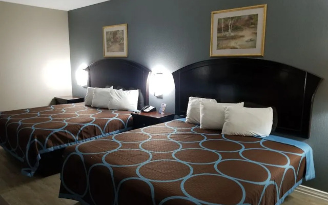 Executive Inn & Suites