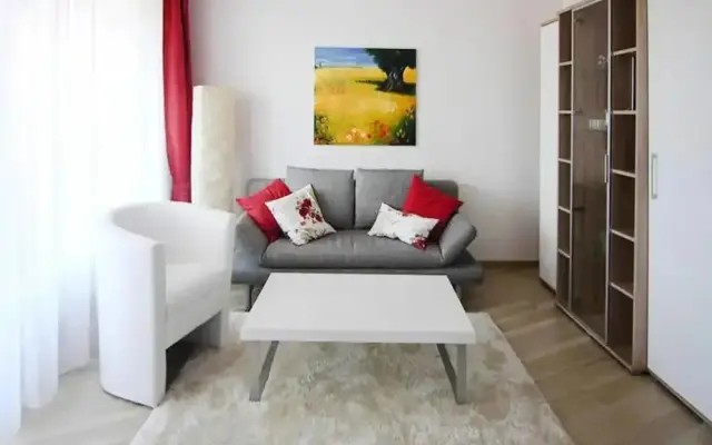 Apartment Near Lake Constance and Alps