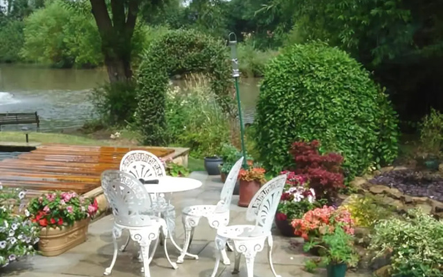 The Willows Bed & Breakfast