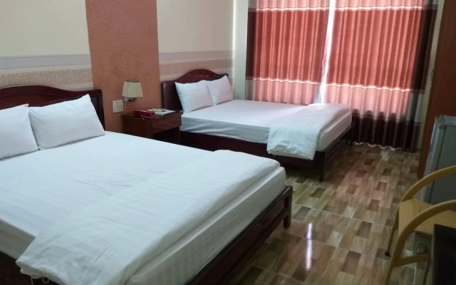 C30 Glory Hotel