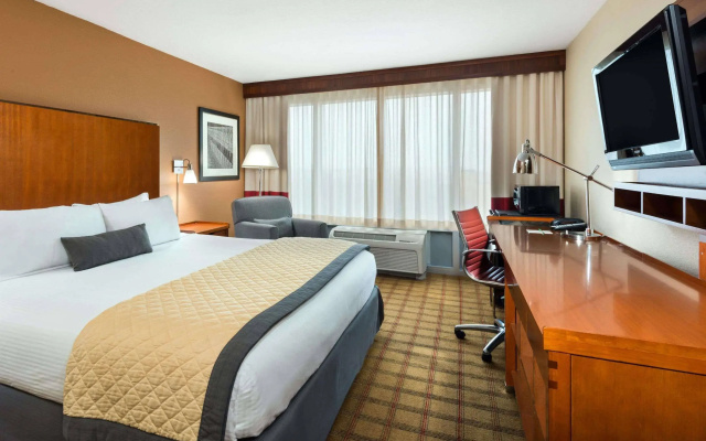 DoubleTree by Hilton San Antonio Northwest