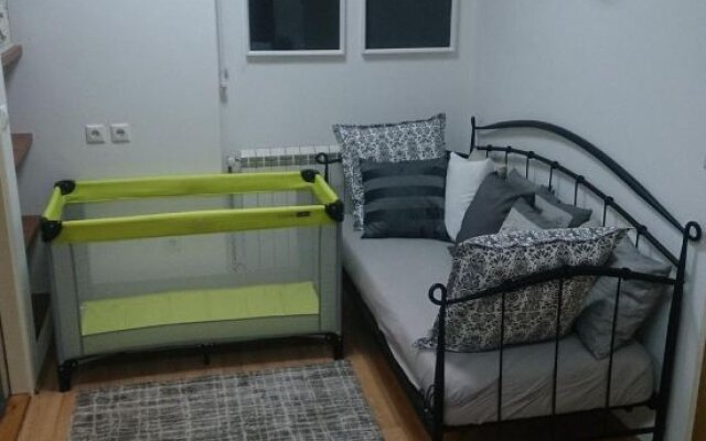 City Lights Apartment in Zagreb, Croatia from 191$, photos, reviews - zenhotels.com