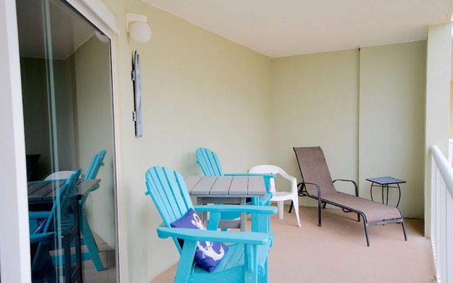 Tradewinds Condos by Hosteeva