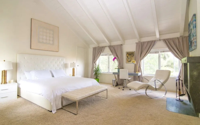 Villa Karlie